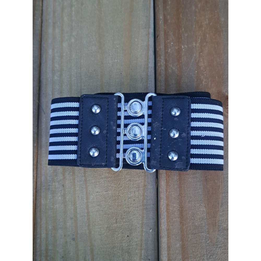 Womens Wide Elastic Cinch Belt Black White Striped Silver Triple Clasp Studded